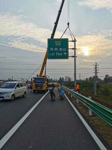 高速標(biāo)牌制作廠(chǎng)家