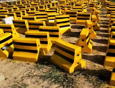 隔離墩廠(chǎng)家直銷(xiāo) 鄭州水泥墩廠(chǎng)家直銷(xiāo)|鄭州隔離墩生產(chǎn)廠(chǎng)家|鄭州水泥墩哪家好|鄭州交通設(shè)施公司